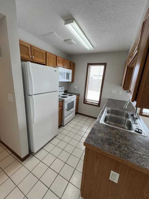 2210 18th Ave Se - Photo 4 of 22