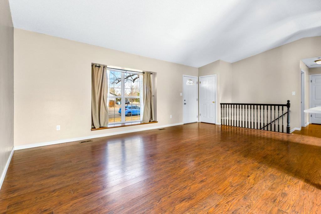 3636 Caribou Dr - Photo 4 of 15