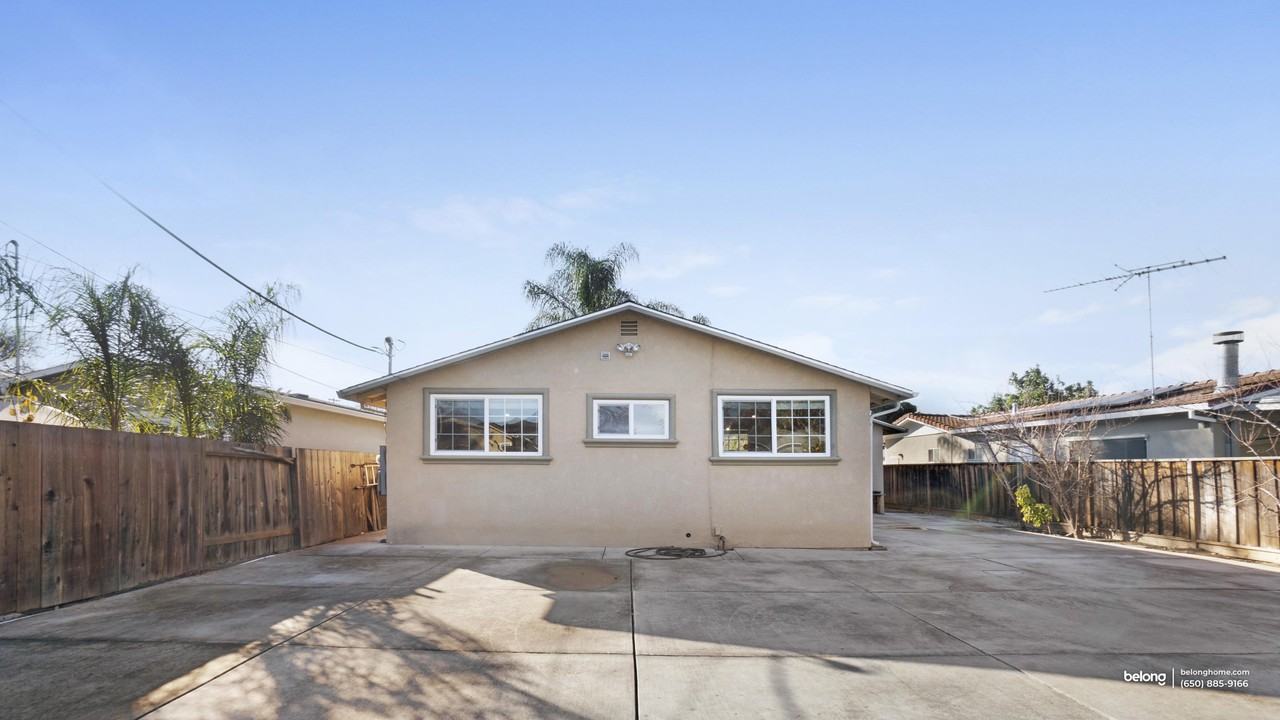 663 Los Padres Blvd - Photo 4 of 50