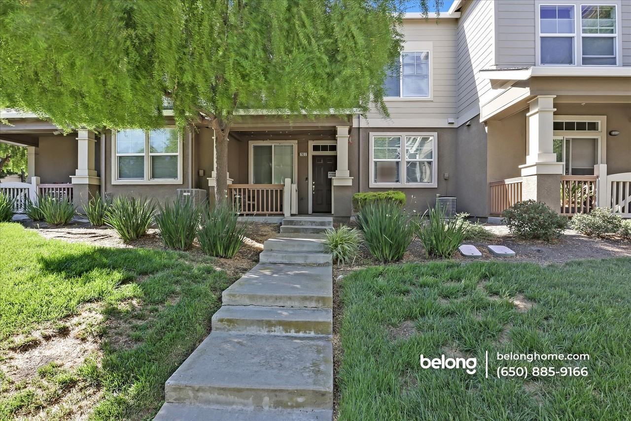 292 Wildrose Cmn #2 - Photo 5 of 33