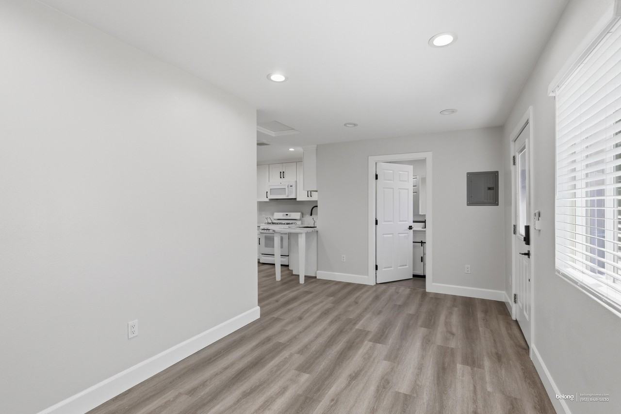 10788 Mercer Ave - Photo 6 of 20