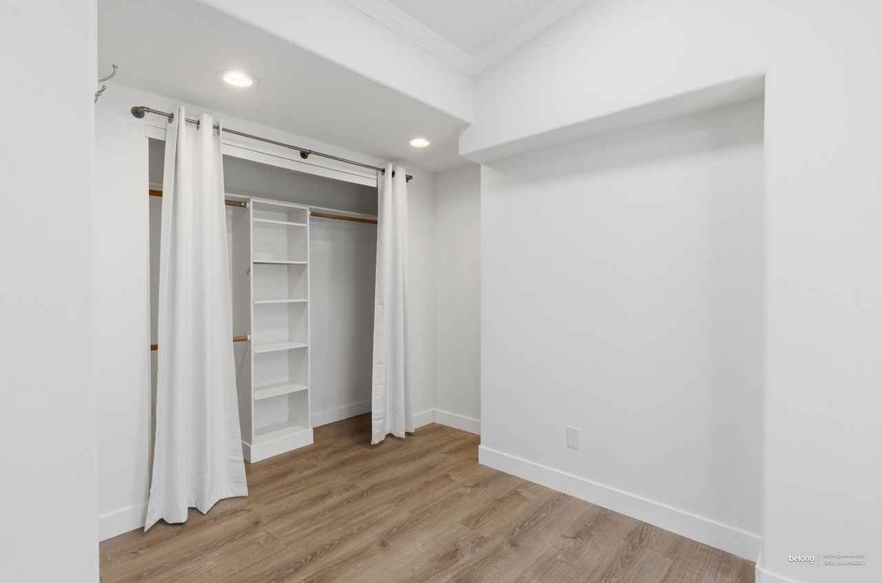 8894 Indiana Ave - Photo 6 of 17