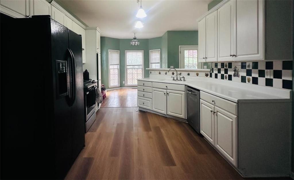 2710 Factor Walk Blvd - Photo 5 of 23