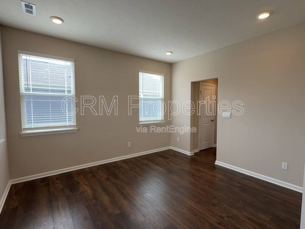 8862 Blackburn St - Photo 3 of 10