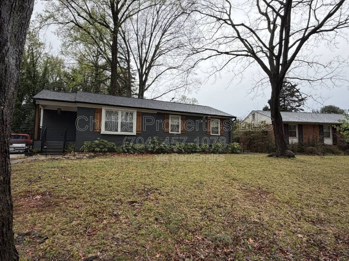 5044 Baylor Dr - Photo 2 of 9