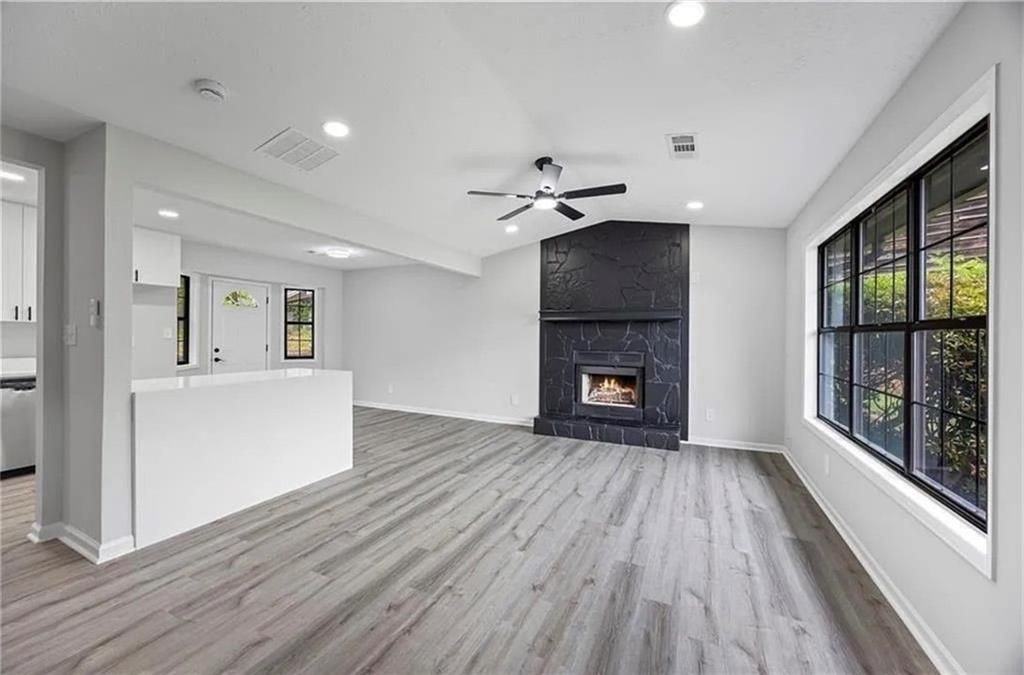 2246 Hightrail Ct - Photo 3 of 32