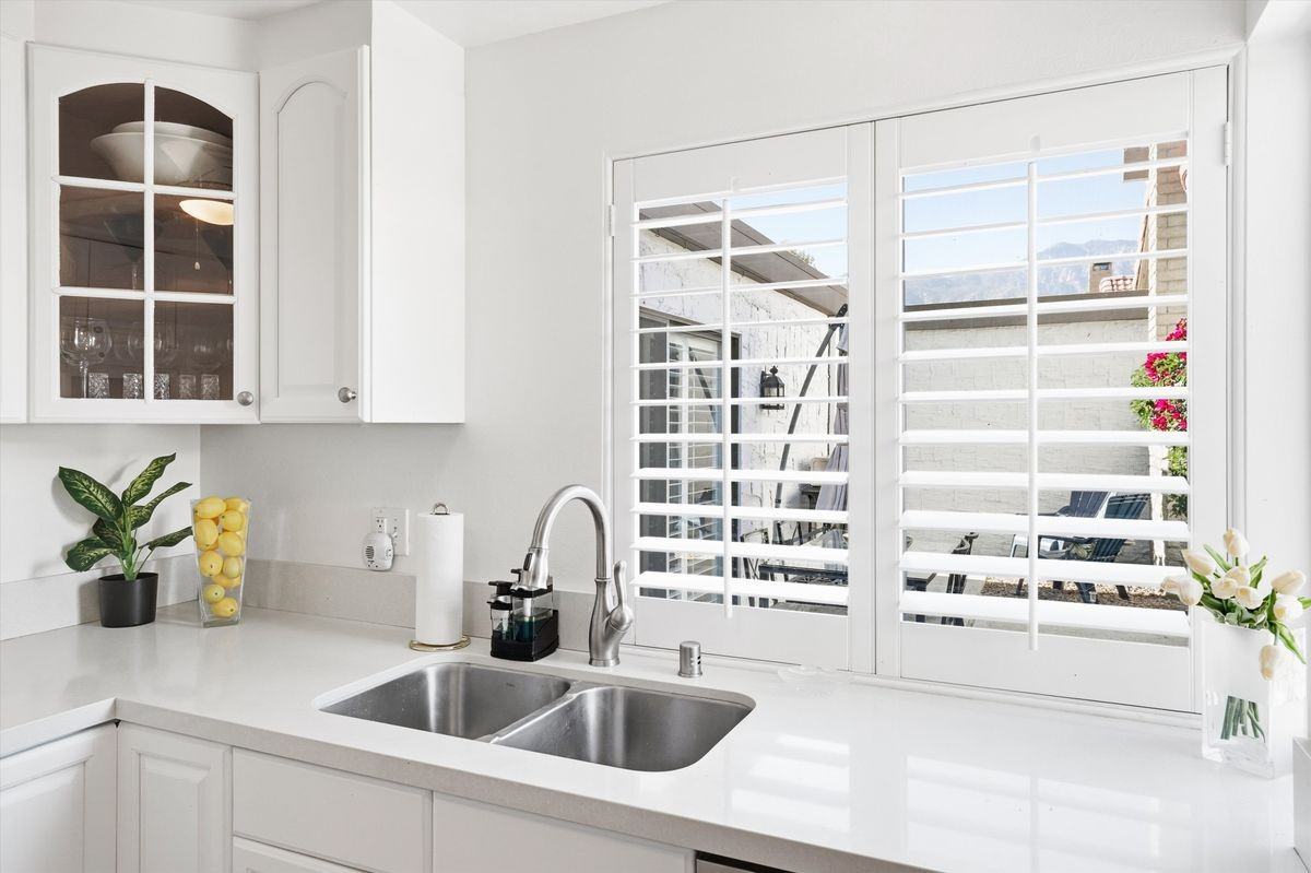 2367 S Gene Autry Trl - Photo 5 of 50