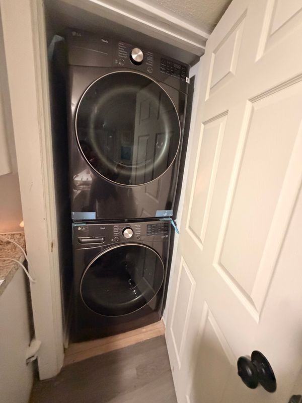 366 Quinnipiac Ave - Photo 3 of 3