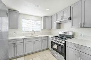 400 W 109th St ##2 - Photo 1 of 1