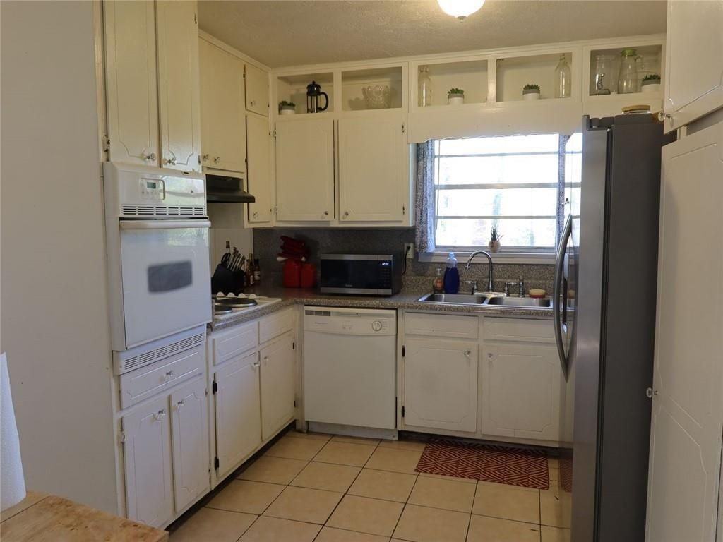 651 Mincey Woods Ct - Photo 6 of 27