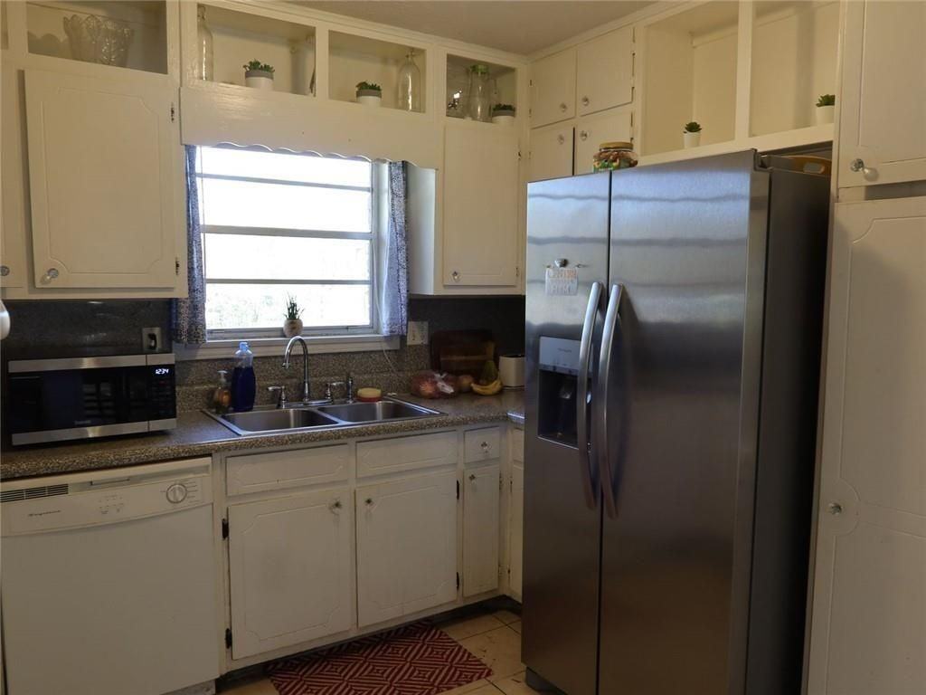 651 Mincey Woods Ct - Photo 7 of 27