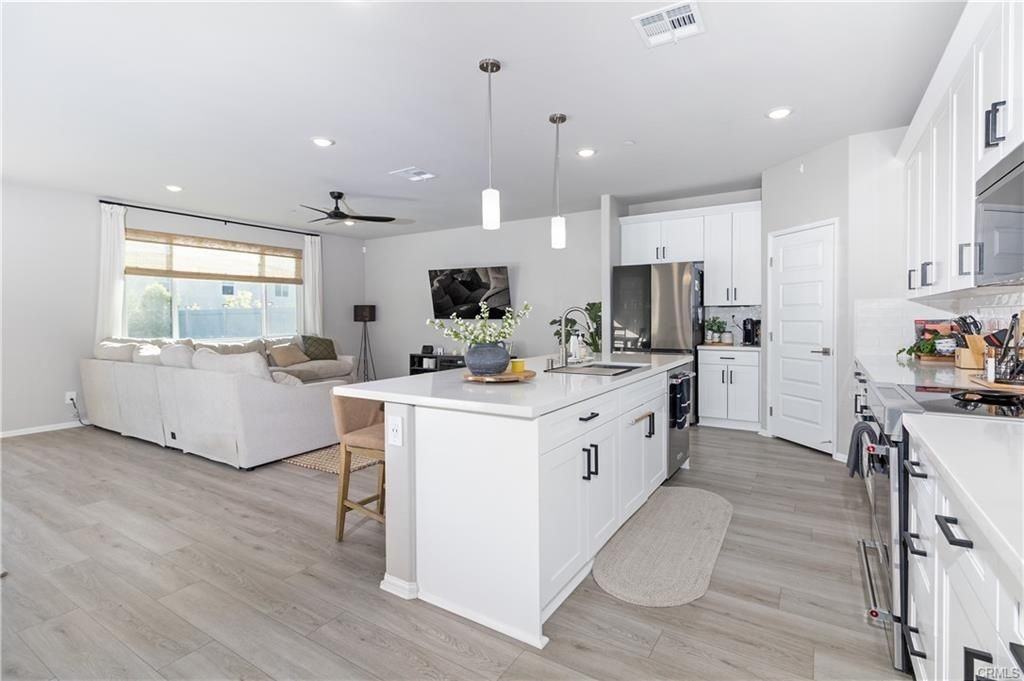 1001 Pomelo Ave - Photo 4 of 8