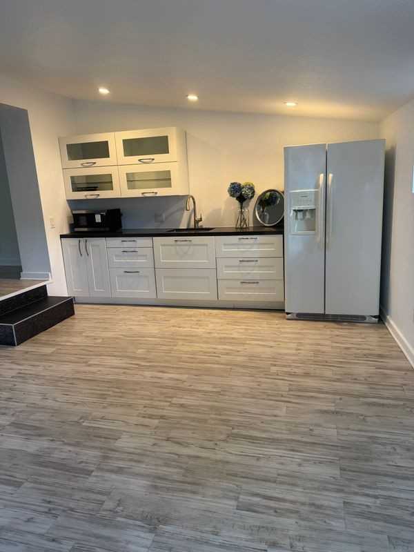 219 Geneva Ave ##A - Photo 2 of 7