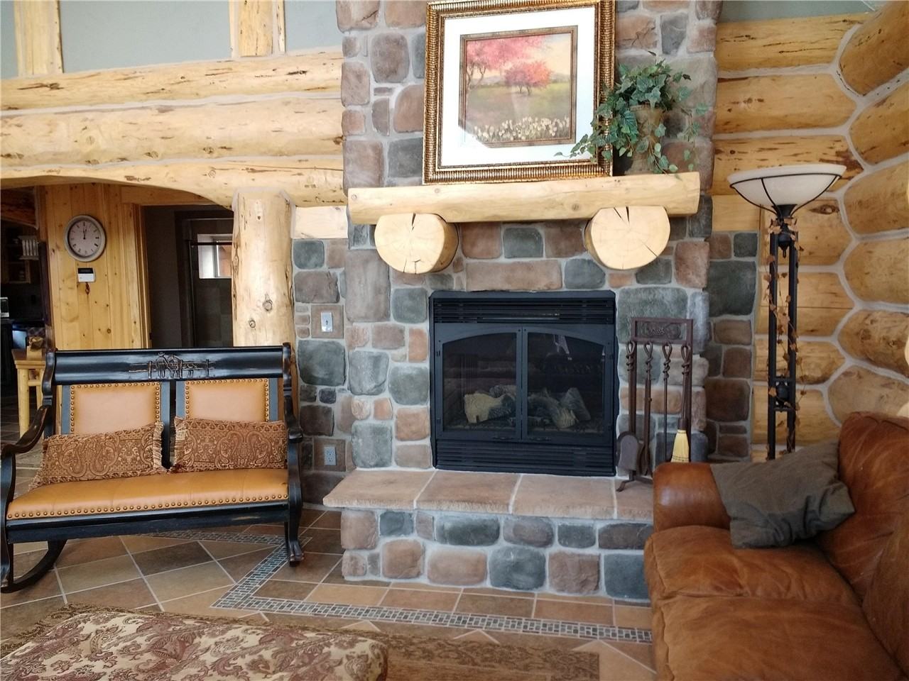 265 S Woodland Hills Dr - Photo 3 of 17