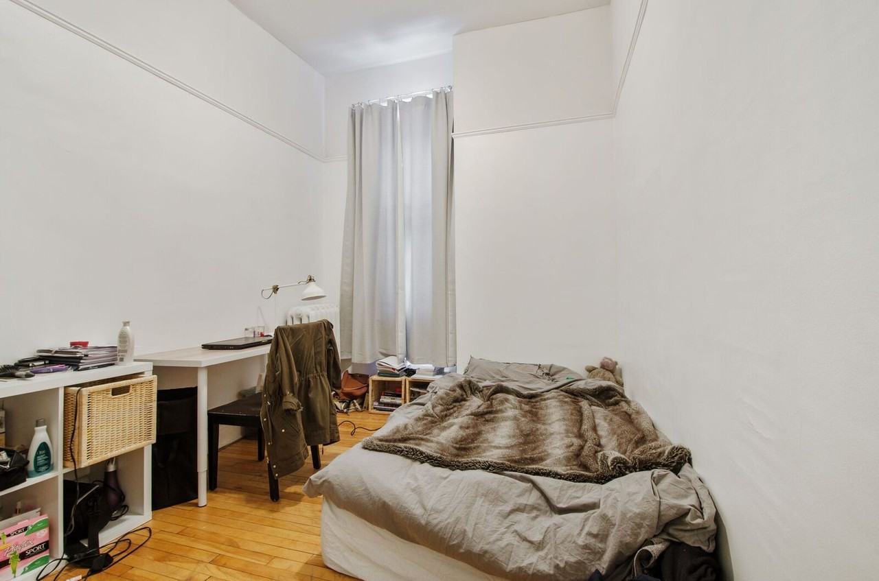 311 Lisgar - Photo 2 of 13