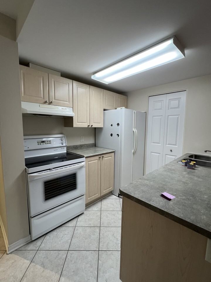 2L-310 Central Park - Photo 2 of 7