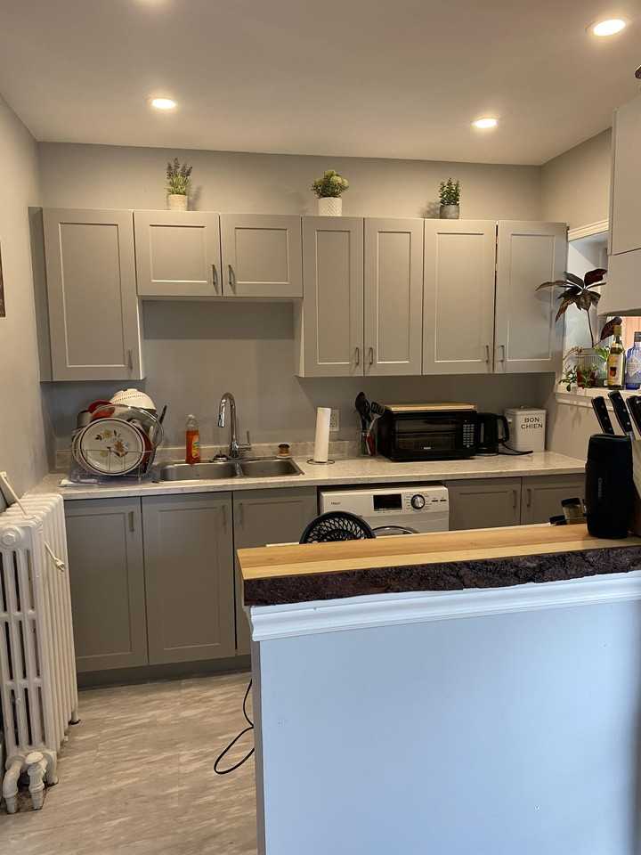 48 Sweetland - Photo 2 of 37