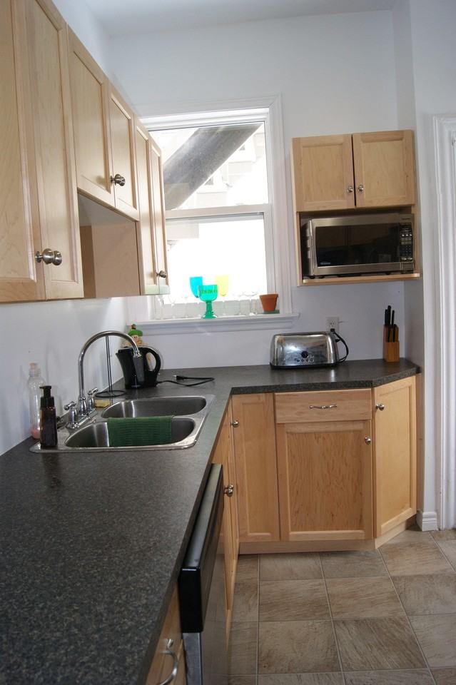 48 Sweetland - Photo 3 of 37