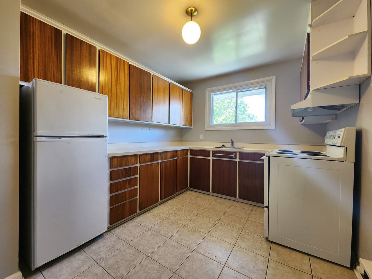 2315 Baseline - Photo 3 of 8