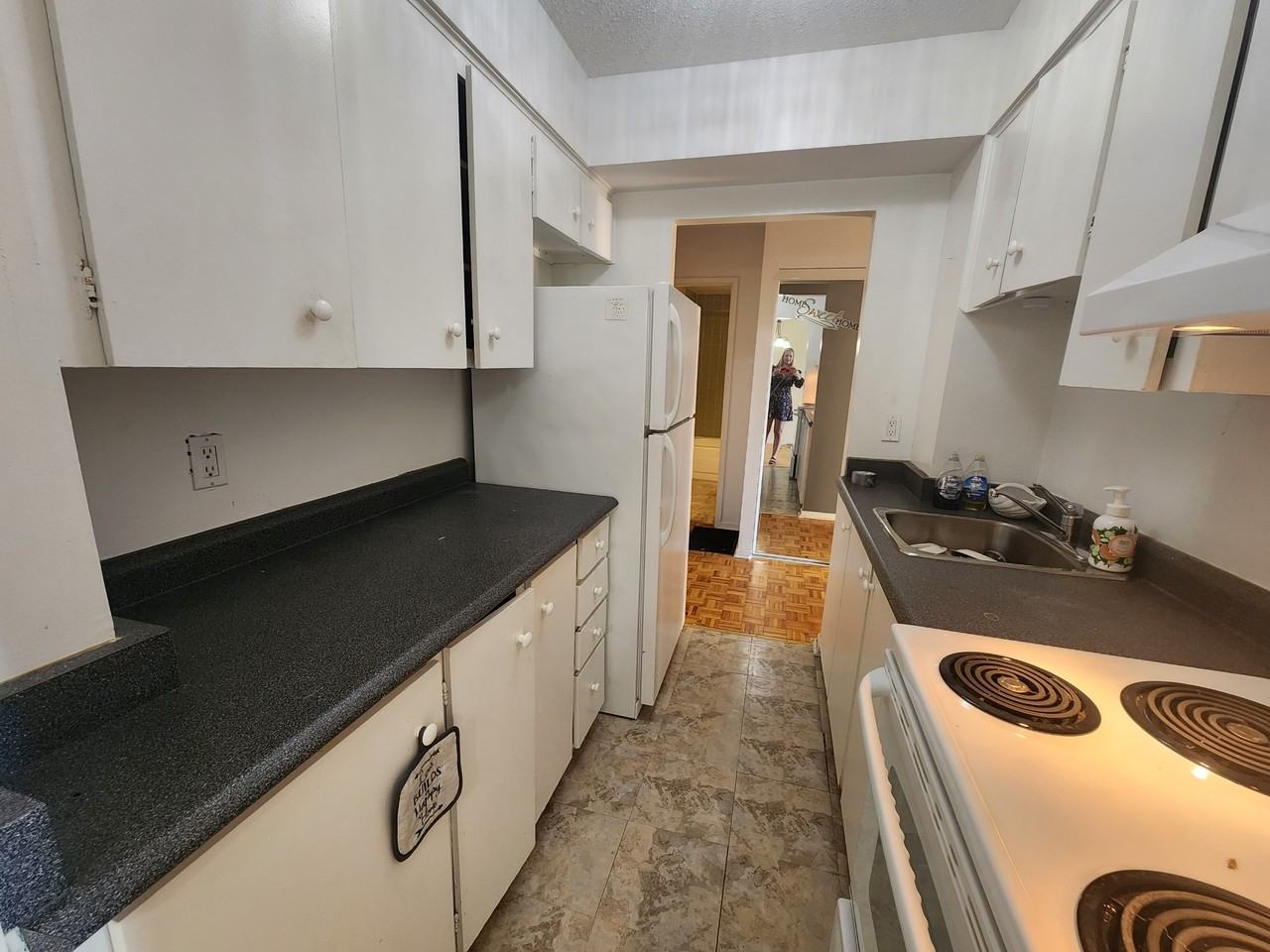 2044 Arrowsmith - Photo 3 of 11