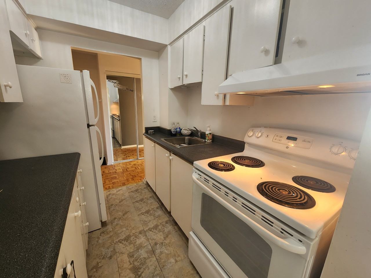 2044 Arrowsmith - Photo 3 of 10