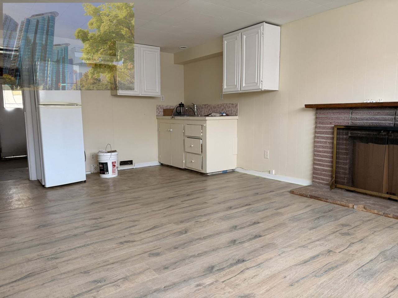 250 W 64th Ave - Photo 5 of 6