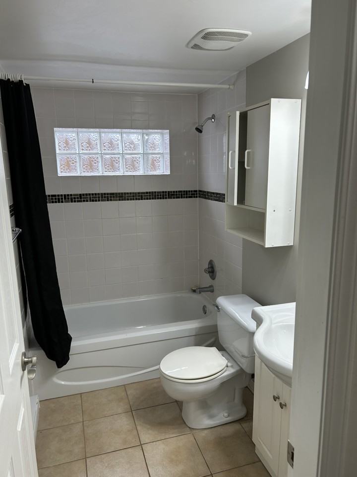 3079 E 22nd Ave - Photo 6 of 9