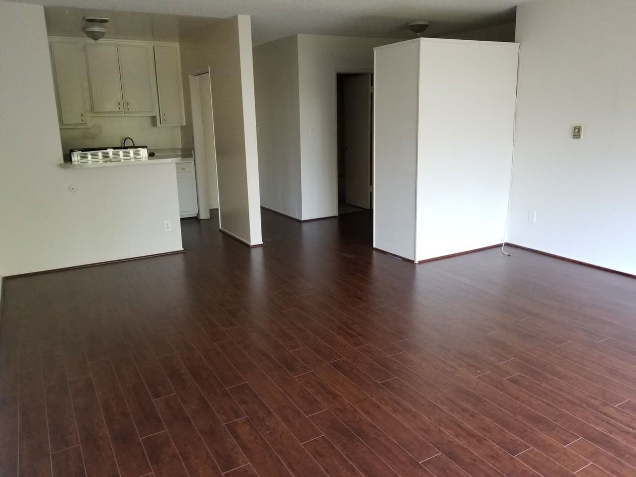 10136 National - Photo 5 of 12