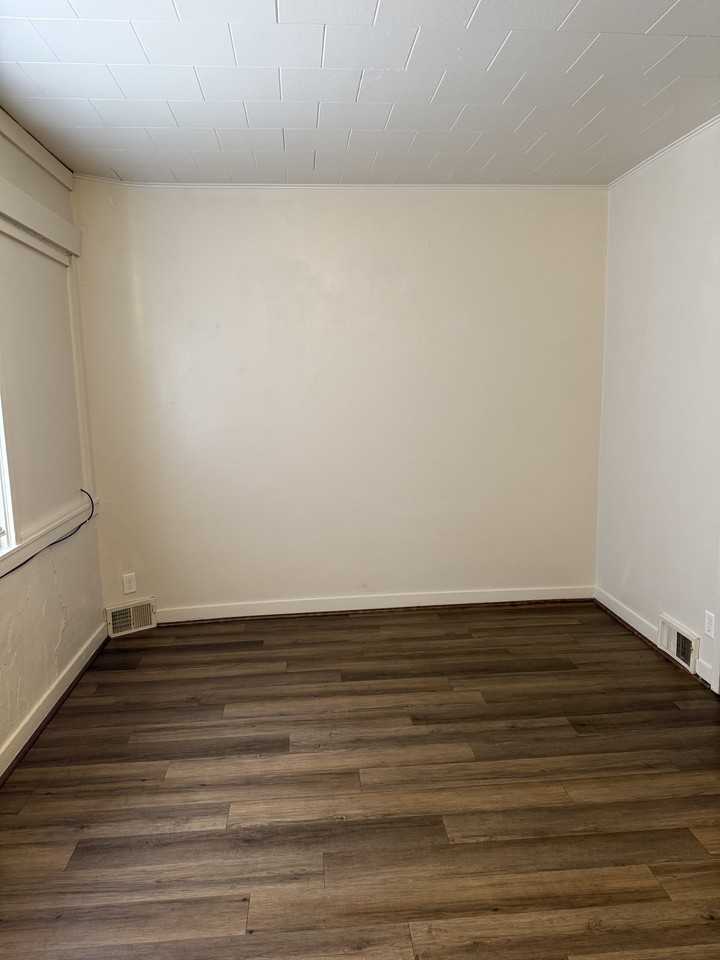 502 E Coolbaugh St #3 - Photo 6 of 7