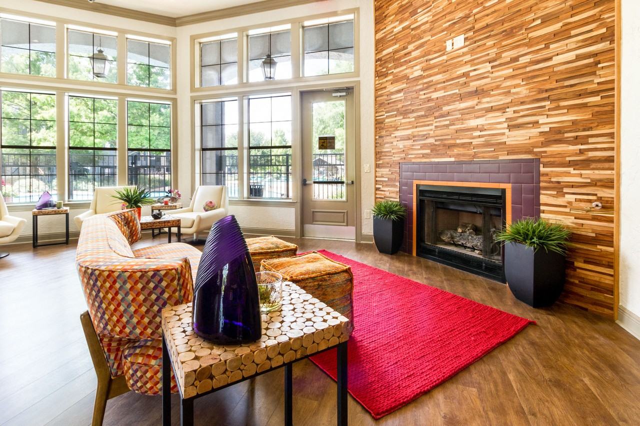 The Nine on Shoreline - Photo 6 of 45