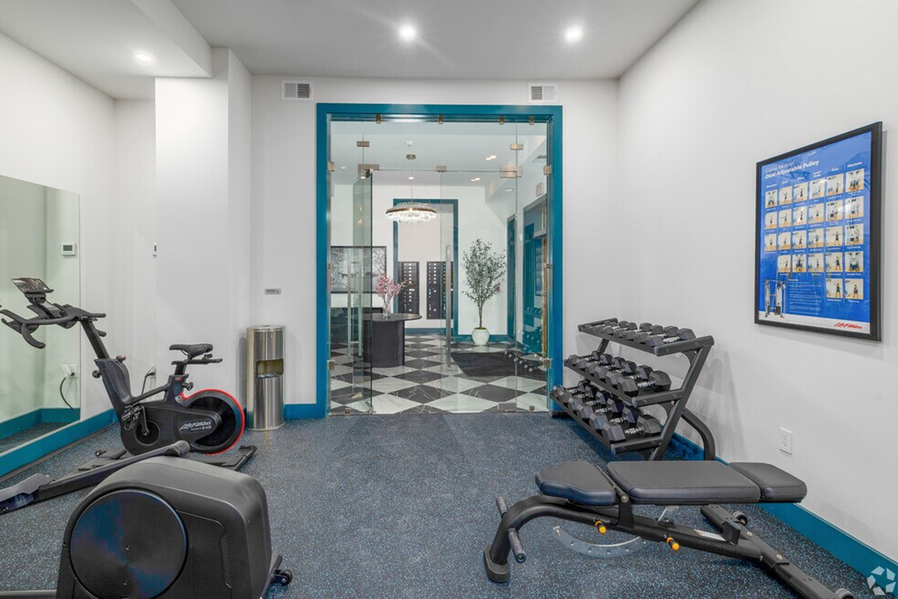 The Windsor - Kalorama - Photo 3 of 50