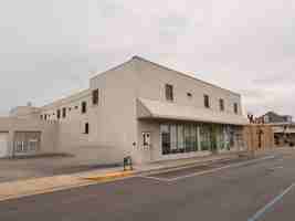 featured image of 1002 N Pine St
