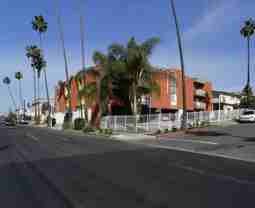 935 S Mariposa Ave - Photo 1 of 1