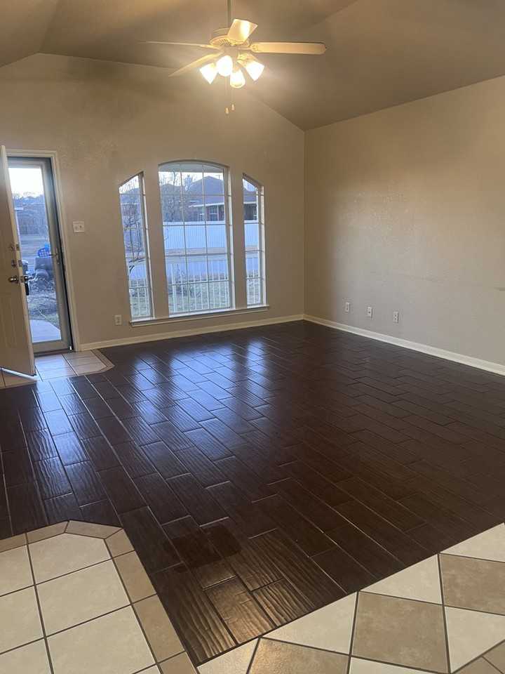 4504 Pennington Ave #A - Photo 2 of 8