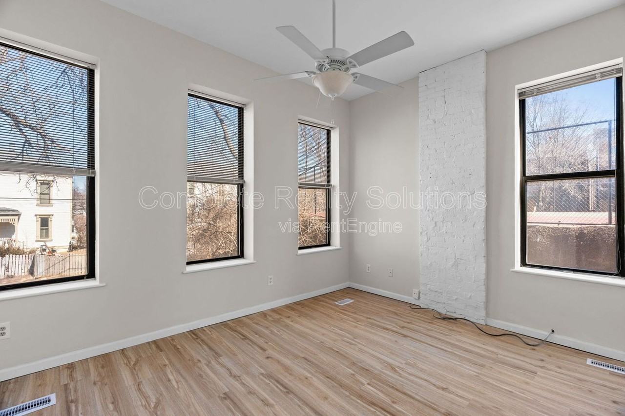 2221 Rutger St #2221C - Photo 4 of 22