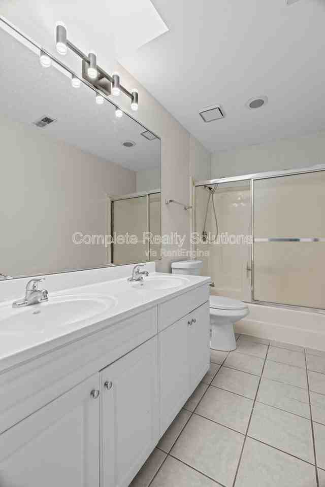 2221 Rutger St #2221C - Photo 6 of 22