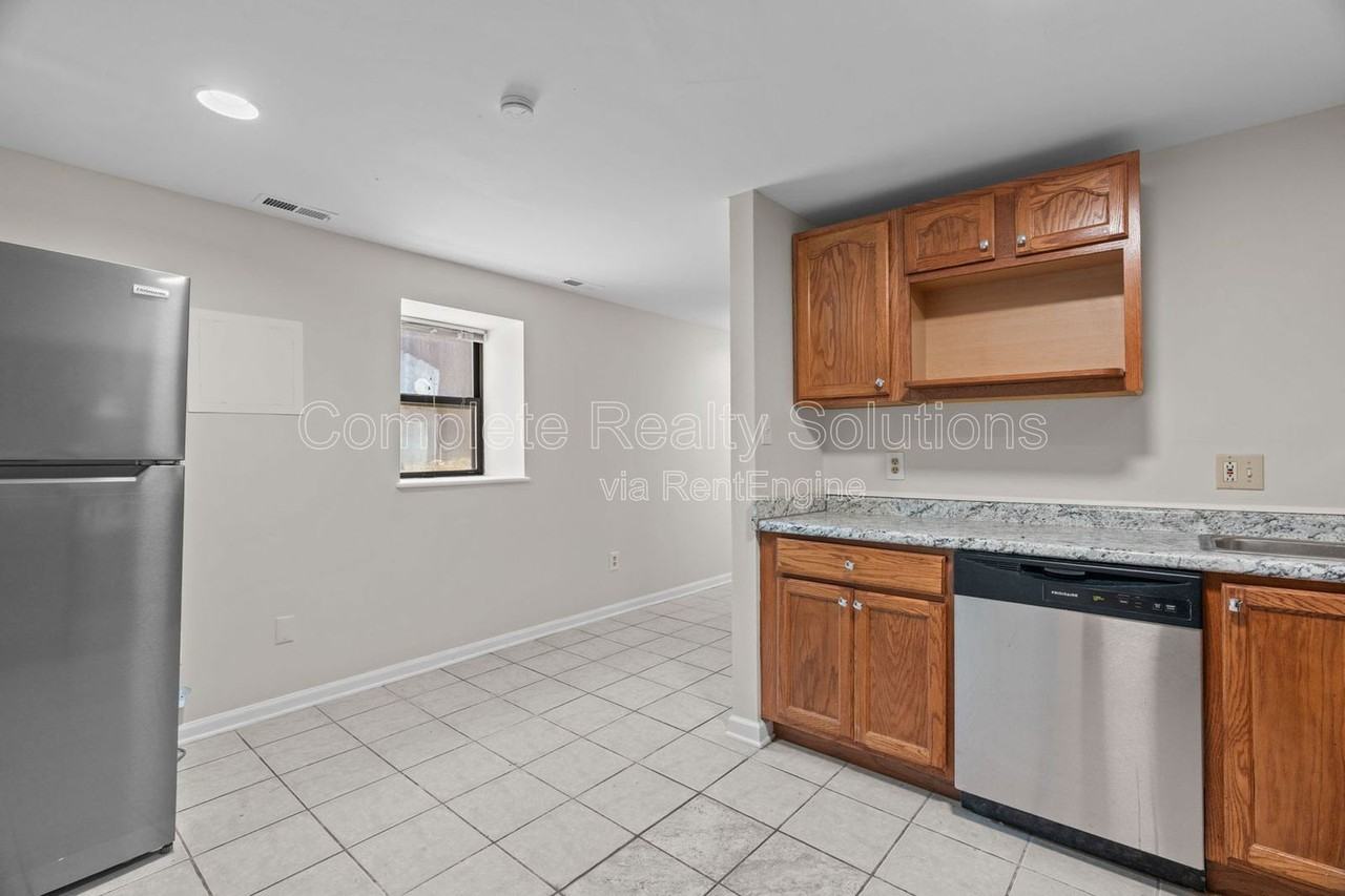 2221 Rutger St #2221C - Photo 7 of 22