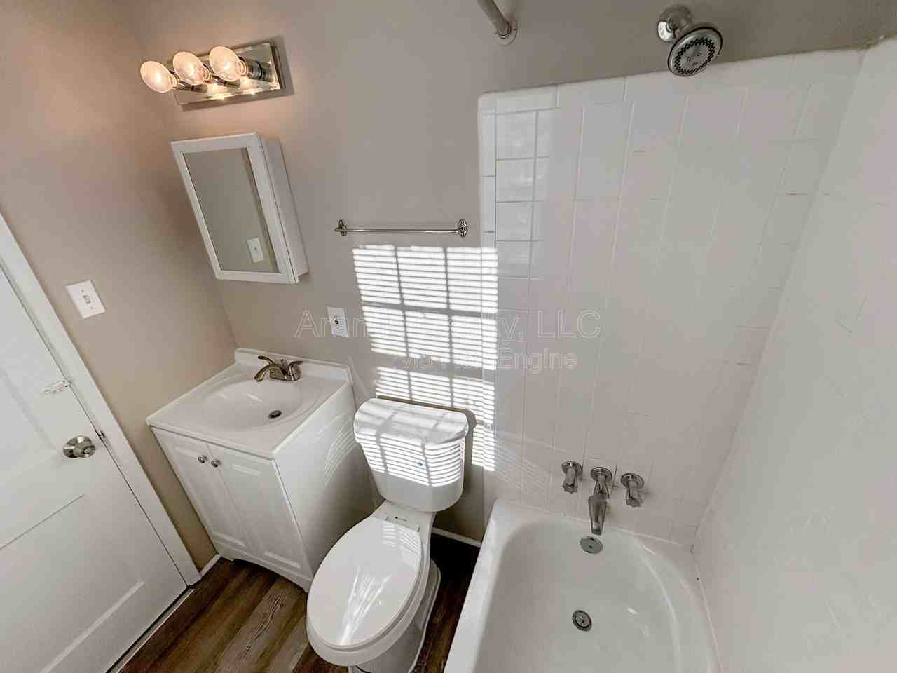 263 Victory Dr Se - Photo 7 of 8