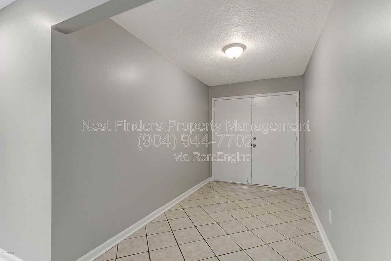 4428 Pilgrim Way - Photo 7 of 41