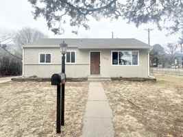 featured image of 1902 S Franklin Ave