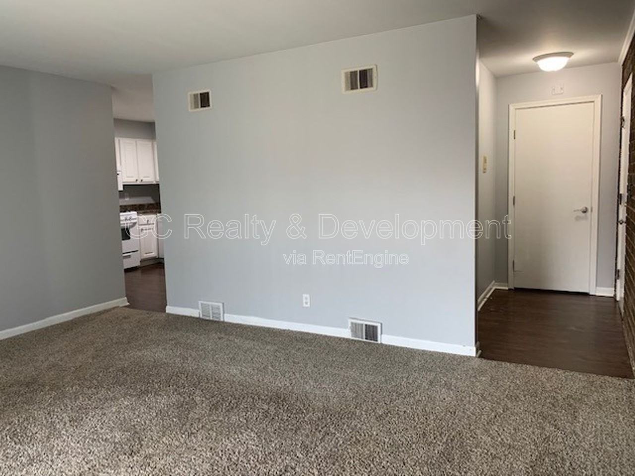 12 Simpson St #A - Photo 3 of 15