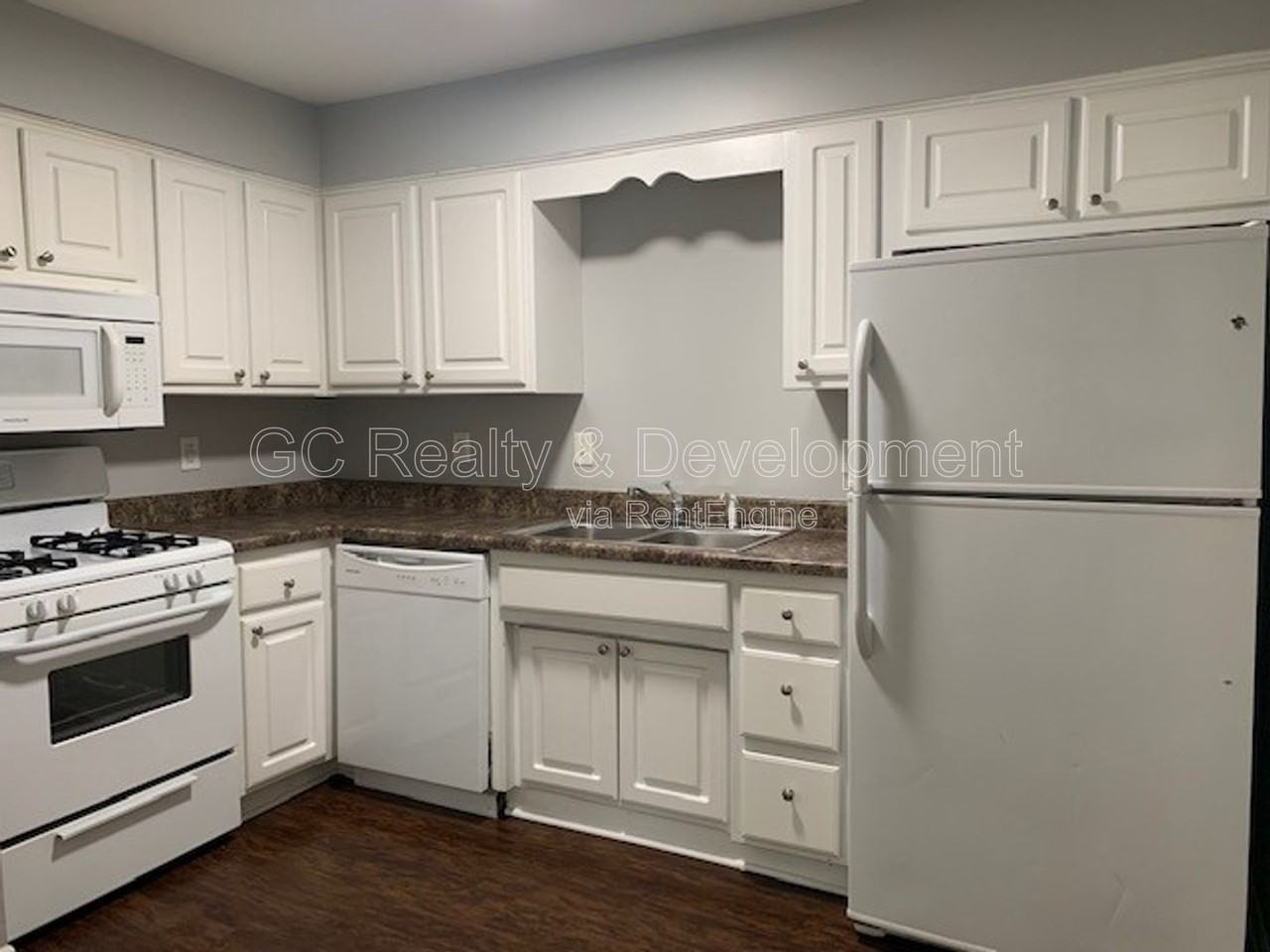 12 Simpson St #A - Photo 6 of 15