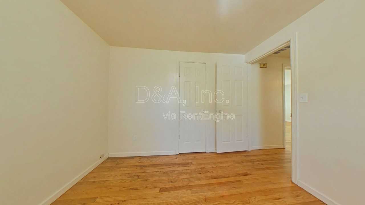 3261 Nw Johnson Ave - Photo 7 of 13