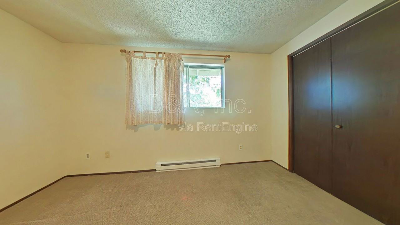 644 Nw 31st St - Photo 5 of 8