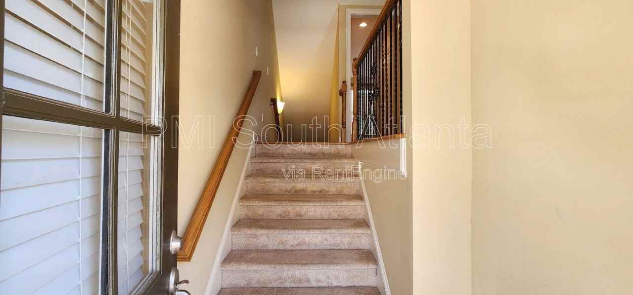 106 Lexington Vlg - Photo 2 of 39