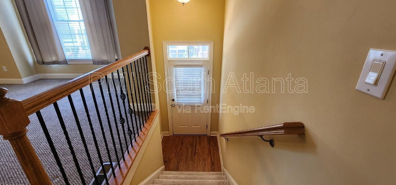 106 Lexington Vlg - Photo 3 of 39