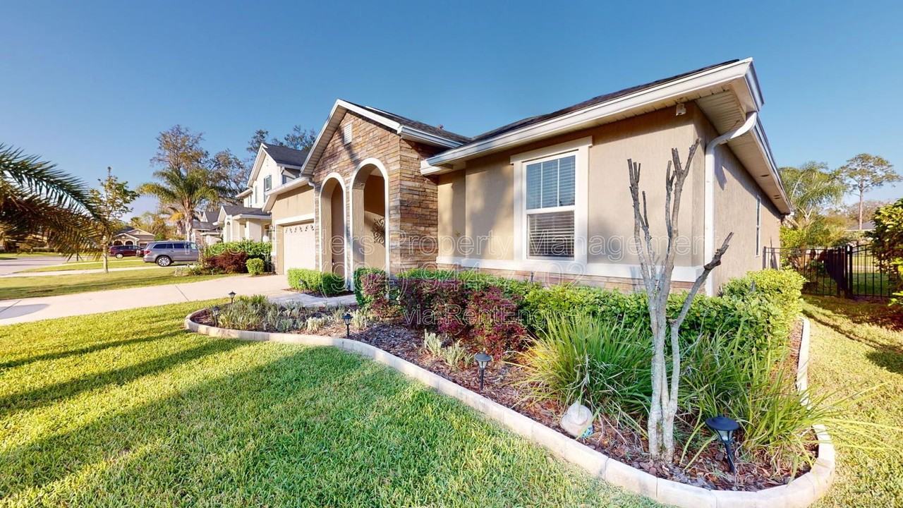 12353 Acosta Oaks Dr - Photo 4 of 29