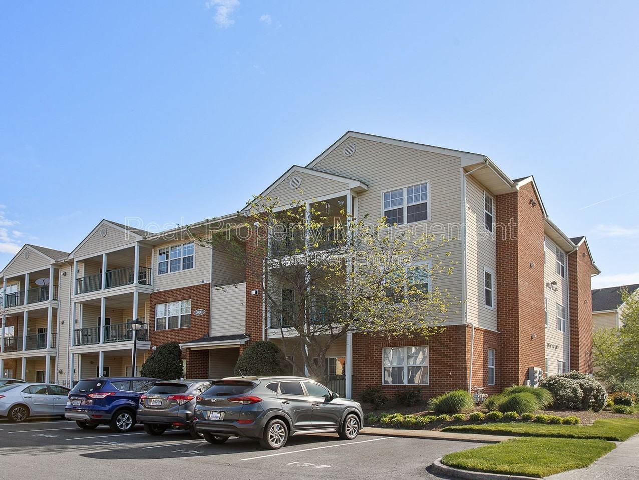 800 Brassie Ln #J - Photo 2 of 21