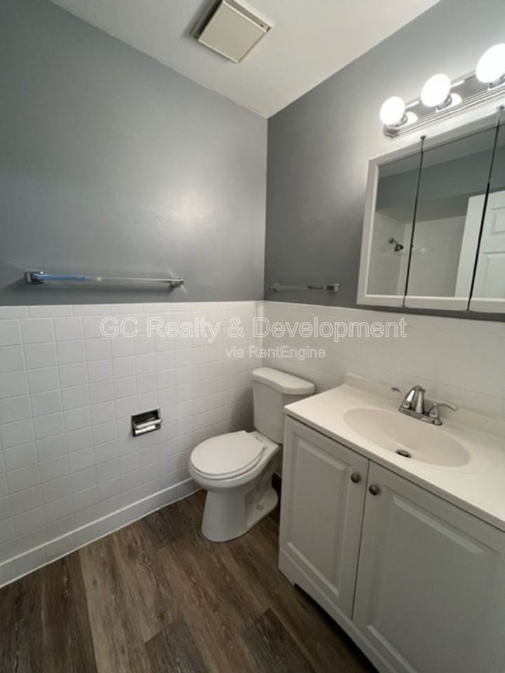 316 N Warwick Ave #2A - Photo 7 of 16