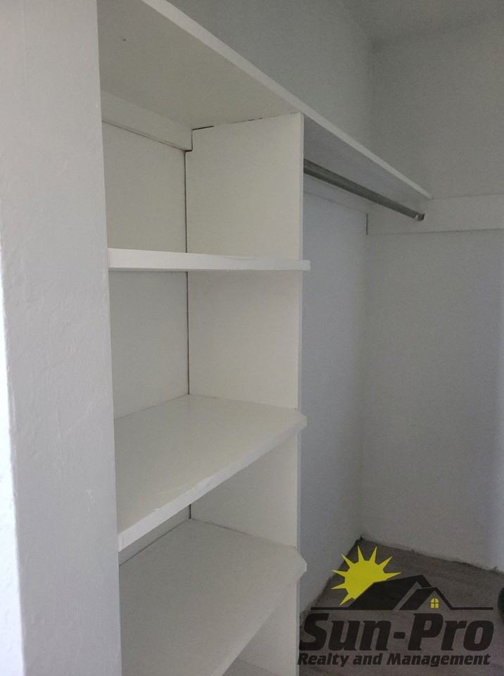 515 Silver Beach Ave #3 - Photo 7 of 9